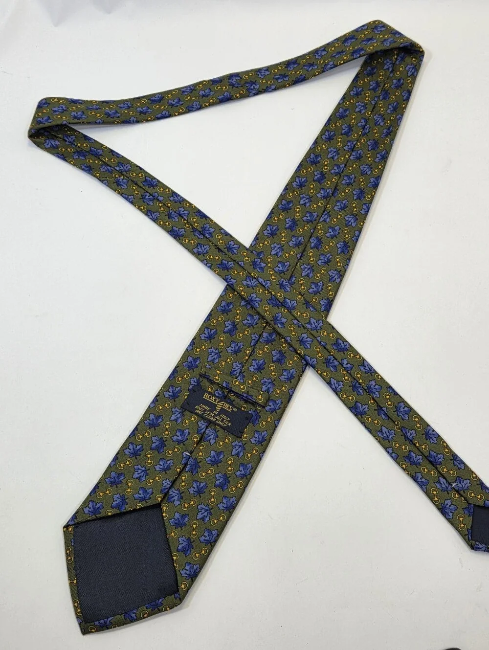 Roxy Italy 100% Silk Blue Maple Leaf Horse Bit Tie
